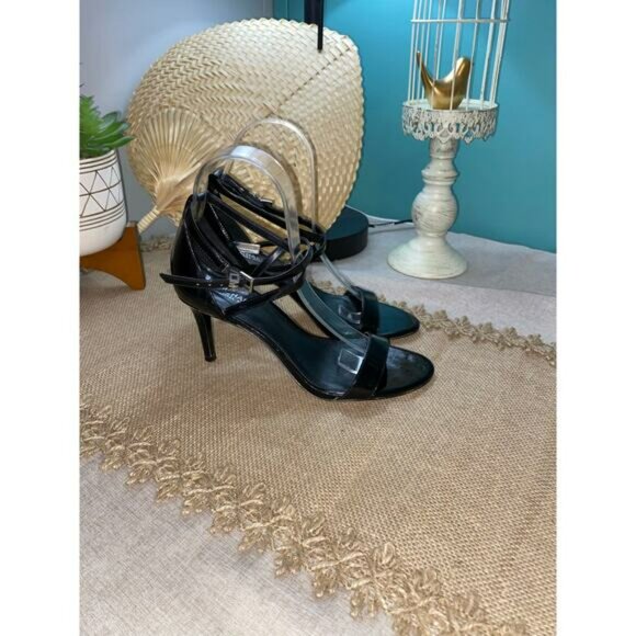 Michael Kors Leather Upper 6.5M MK Black Ankle Wrap Logo Buckle Heels GUC - Picture 3 of 9